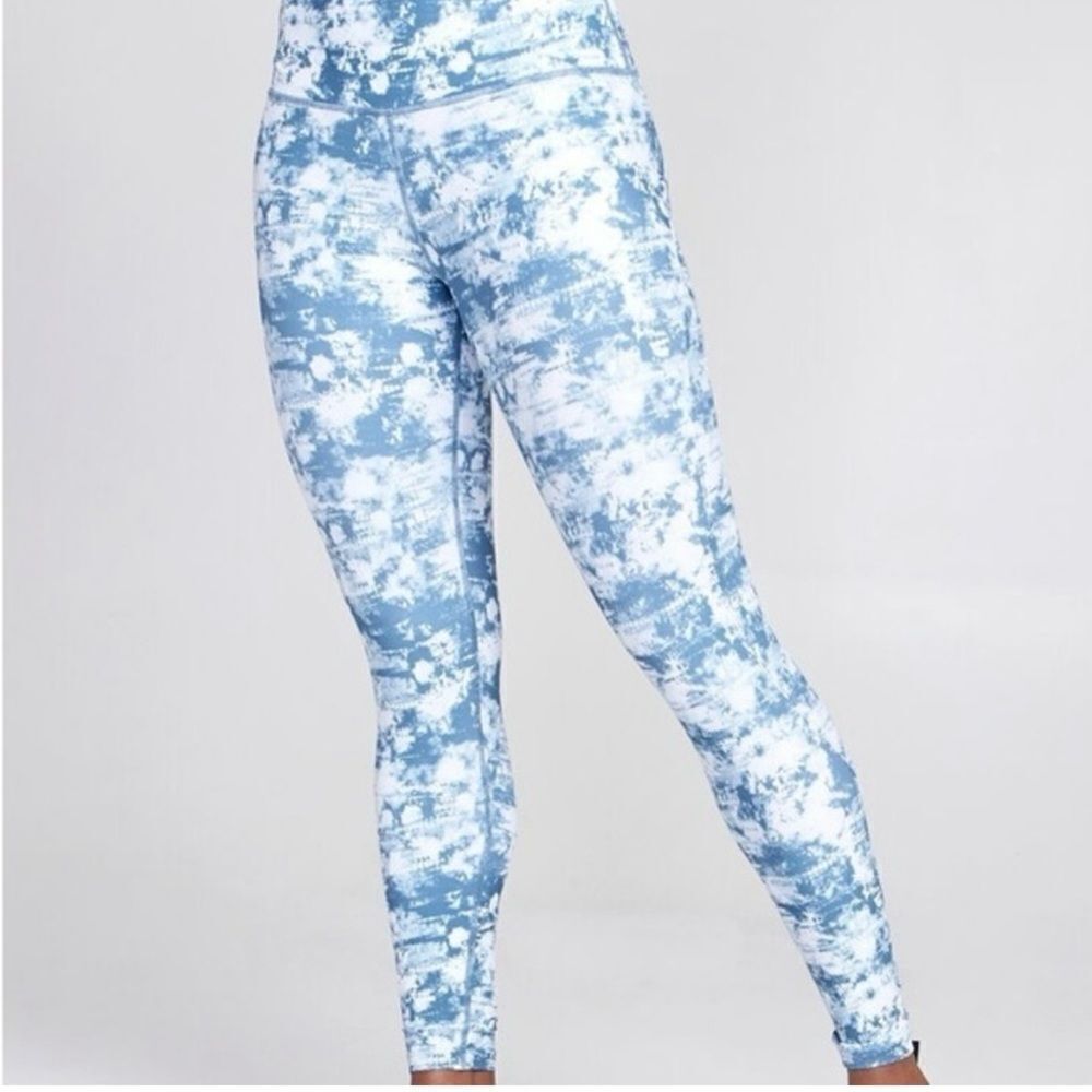 Soul Cycle Contour Tie Dye Leggings Size M